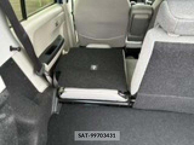 Toyota PASSO 2018-05 4599106-11