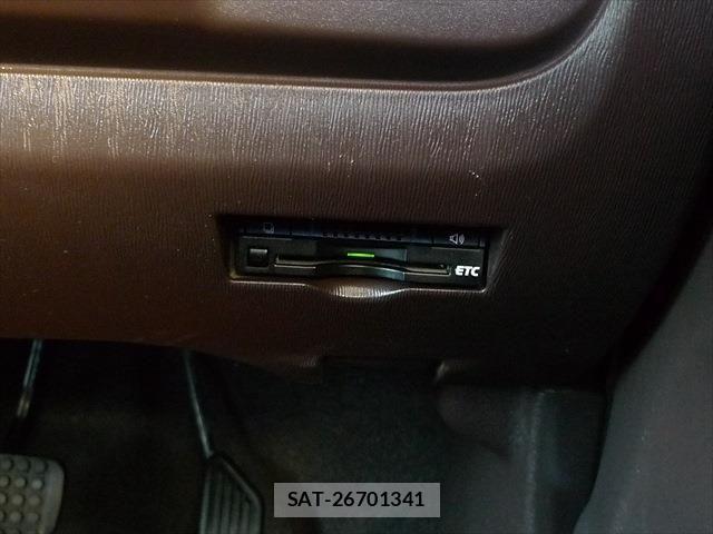 Toyota PASSO 2013-07 6218336-17