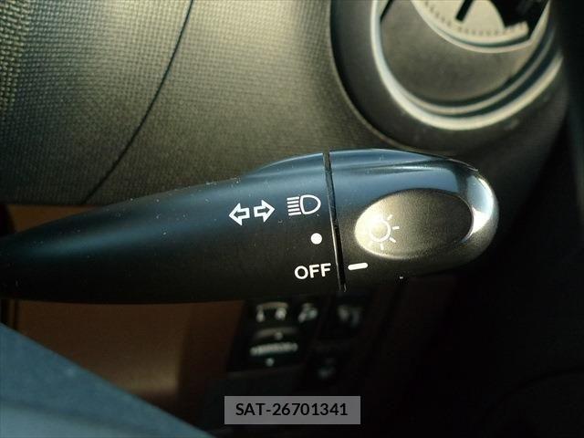 Toyota PASSO 2013-07 6218336-19