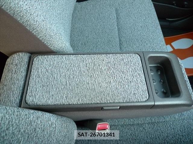 Toyota PASSO 2013-07 6218336-21