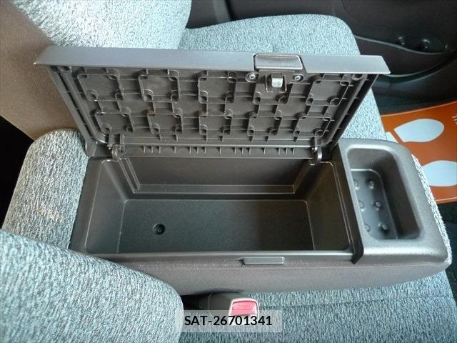 Toyota PASSO 2013-07 6218336-22