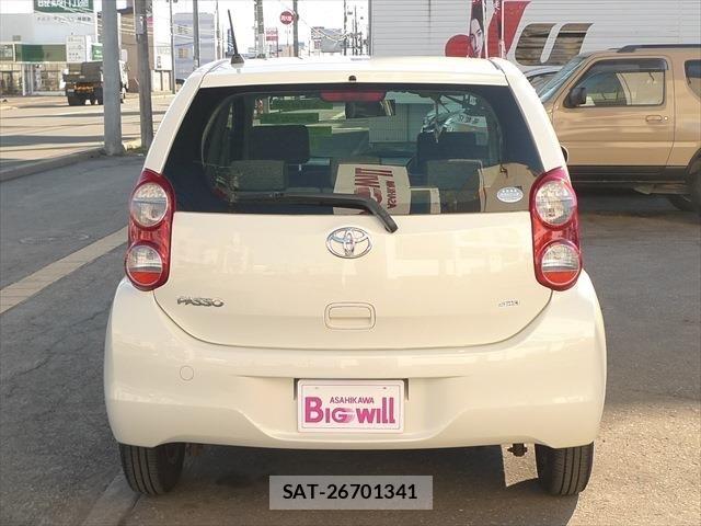 Toyota PASSO 2013-07 6218336-2