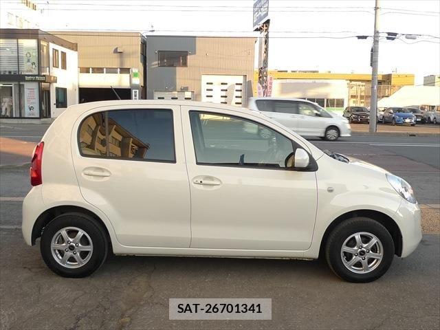 Toyota PASSO 2013-07 6218336-3