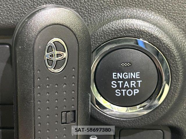 Toyota PASSO 2023-05 7060183-8