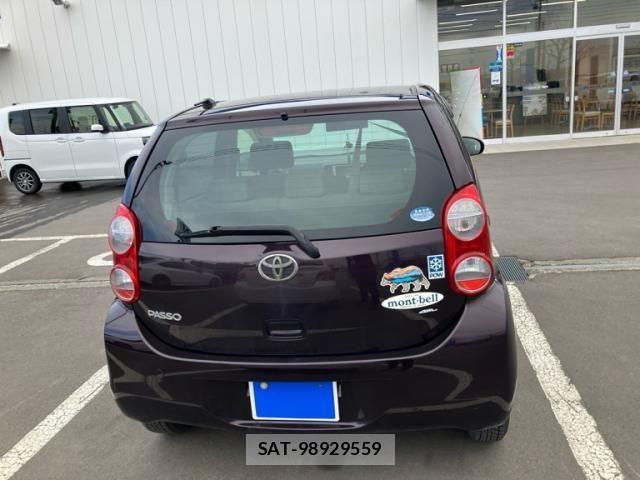 Toyota PASSO 2013-07 7223436-1