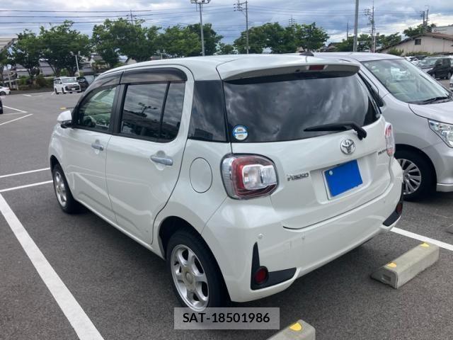 Toyota PASSO 2020-06 7217429-3