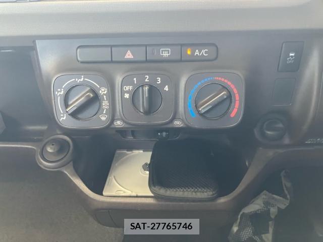 Toyota PASSO 2015-09 7223438-22