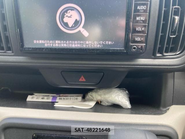 Toyota PASSO 2017-10 7329273-18
