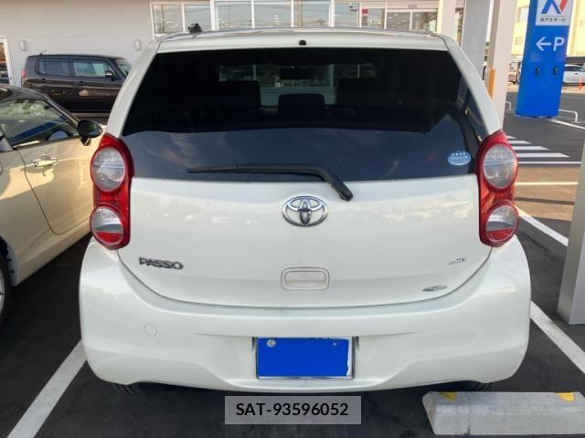 Toyota PASSO 2013-08 7329274-1
