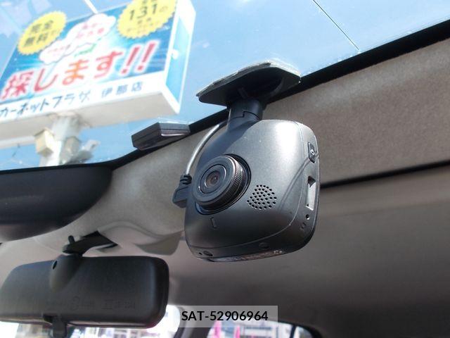 Toyota PASSO 2018-01 7509646-14