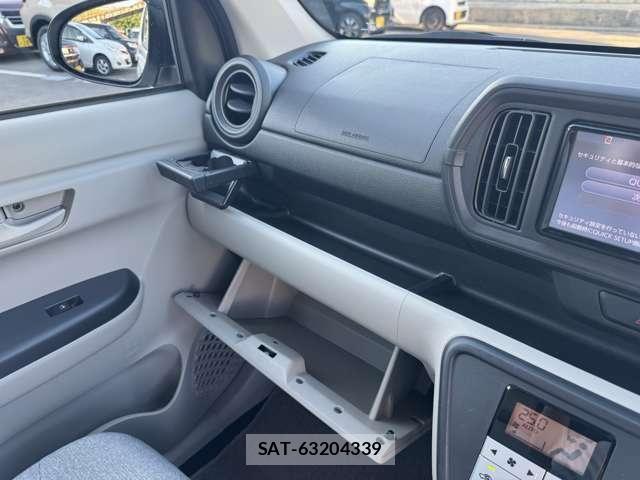 Toyota PASSO 2018-05 7878738-10