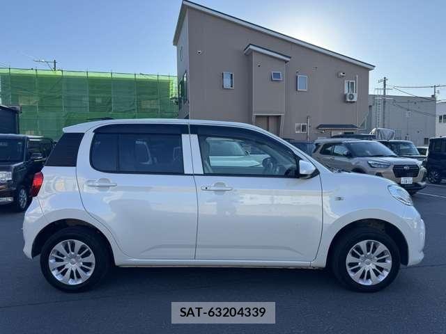 Toyota PASSO 2018-05 7878738-4