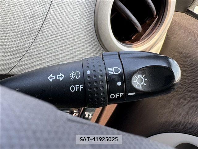 Toyota PASSO 2013-04 8075099-26