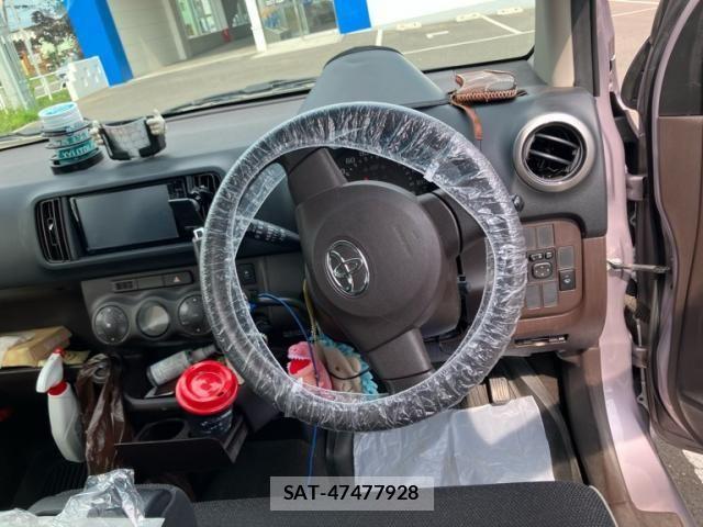Toyota PASSO 2015-09 8101172-17