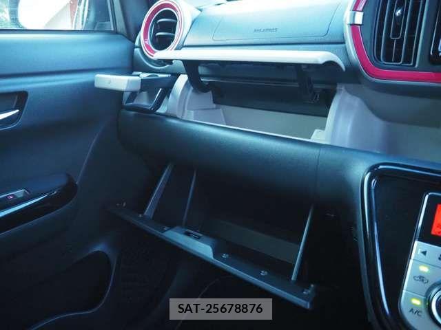 Toyota PASSO 2017-01 8101171-16