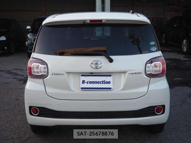 Toyota PASSO 2017-01 8101171-4