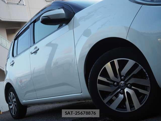 Toyota PASSO 2017-01 8101171-6
