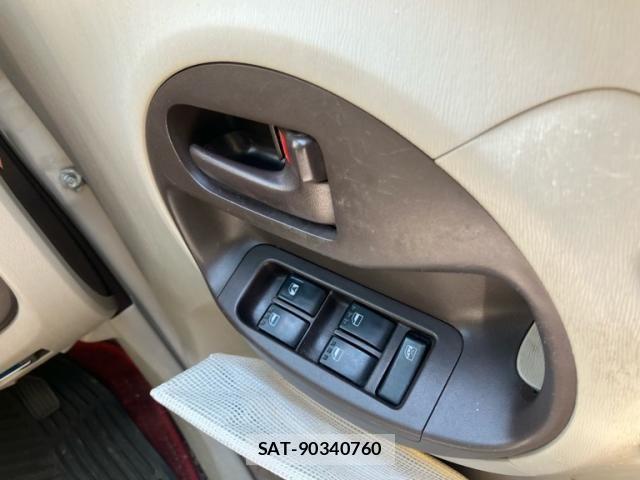 Toyota PASSO 2011-11 8101173-9