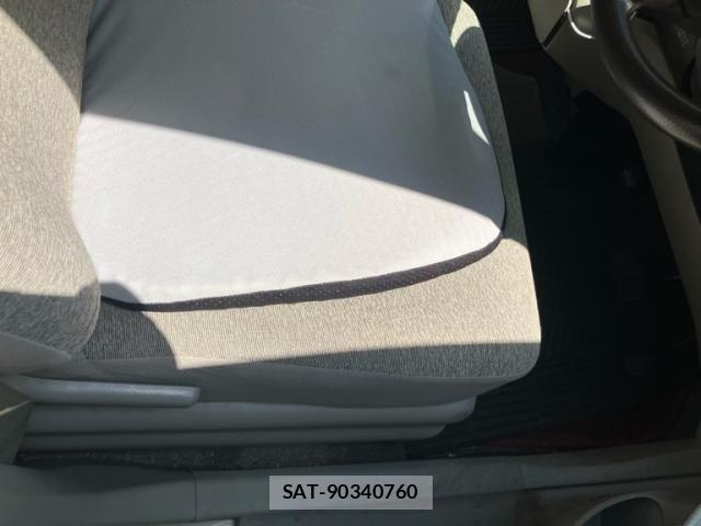 Toyota PASSO 2011-11 8101173-13