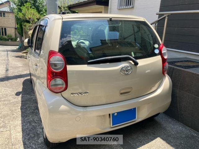 Toyota PASSO 2011-11 8101173-5
