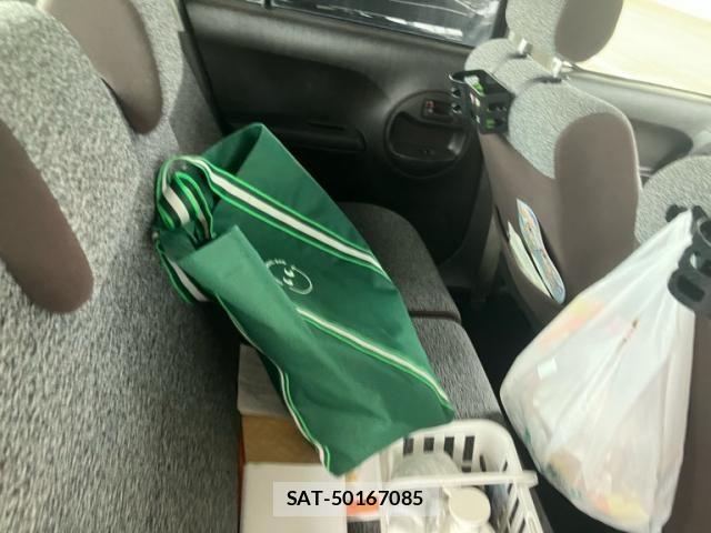 Toyota PASSO 2013-06 8131847-8