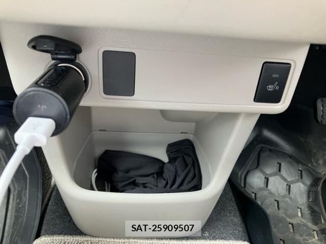 Toyota PASSO 2019-06 8246314-21
