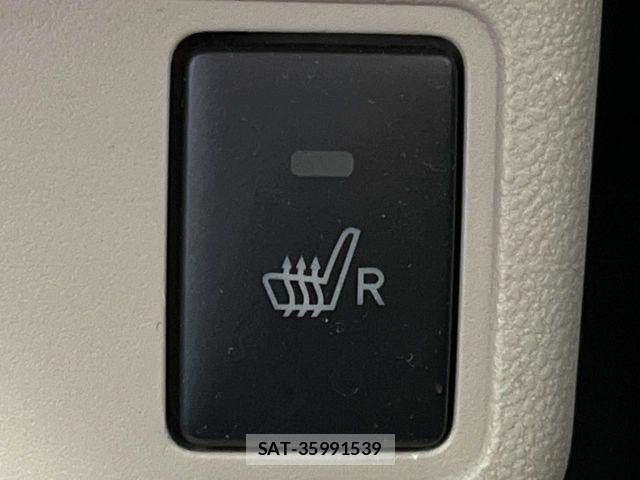 Toyota PASSO 2018-12 8355321-5