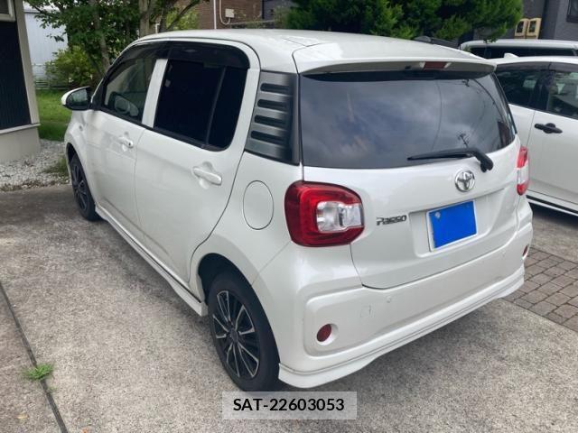 Toyota PASSO 2016-05 8368070-6