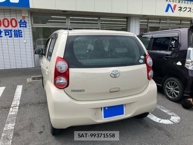 Toyota PASSO 2010-03 8368072-8