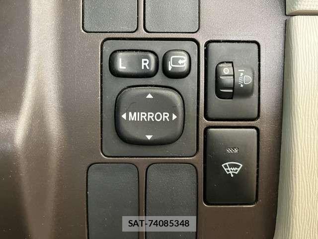 Toyota PASSO 2014-04 8458186-9