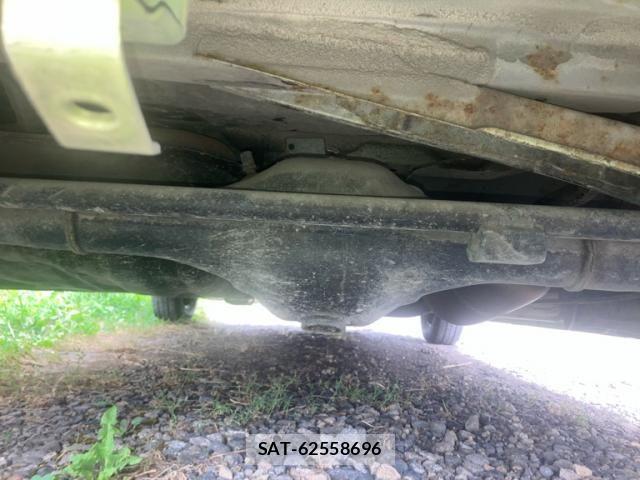 Toyota PASSO 2005-10 8458184-11