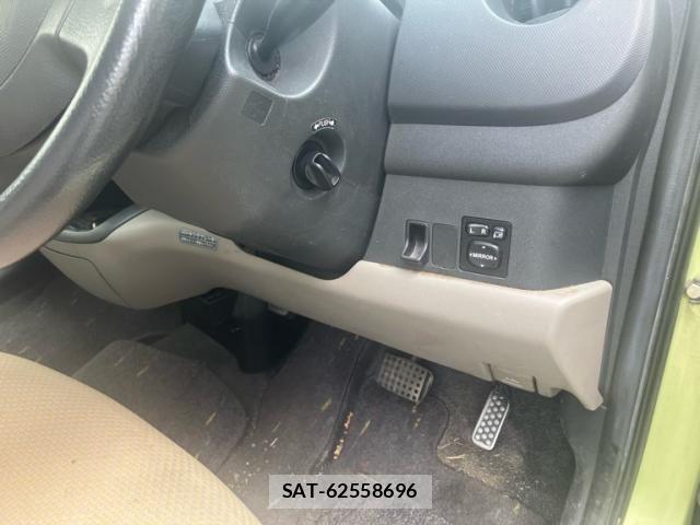 Toyota PASSO 2005-10 8458184-16