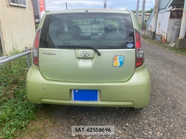 Toyota PASSO 2005-10 8458184-4