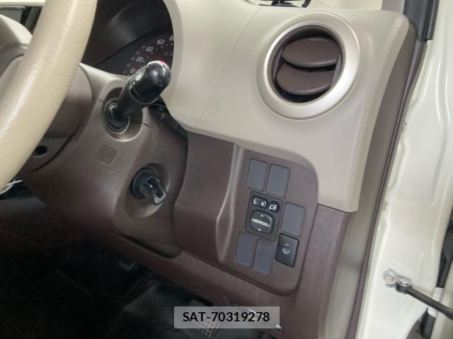 Toyota PASSO 2012-06 8745157-17