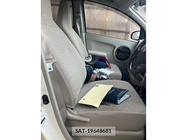 Toyota PASSO 2011-06 8884168-21