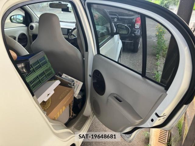 Toyota PASSO 2011-06 8884168-22