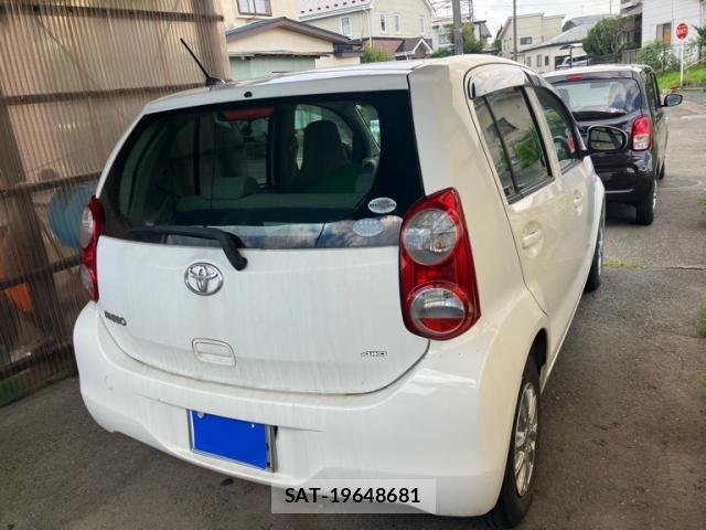 Toyota PASSO 2011-06 8884168-3