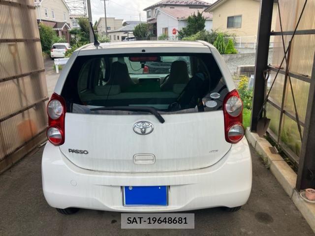 Toyota PASSO 2011-06 8884168-5