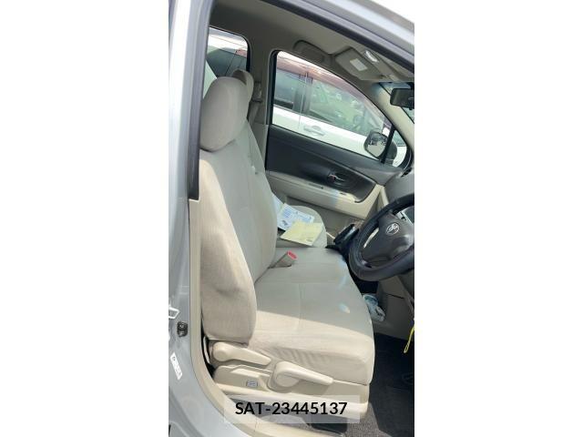 Toyota PASSO SETTE 2009-07 7562629-15