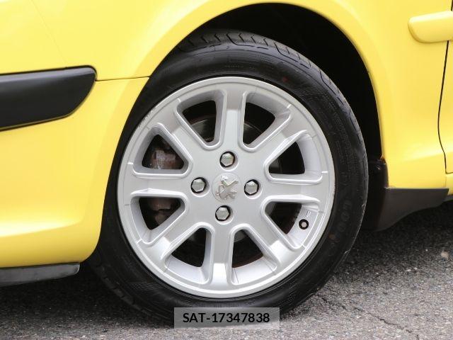 Peugeot 1007 2008-06 8666716-15
