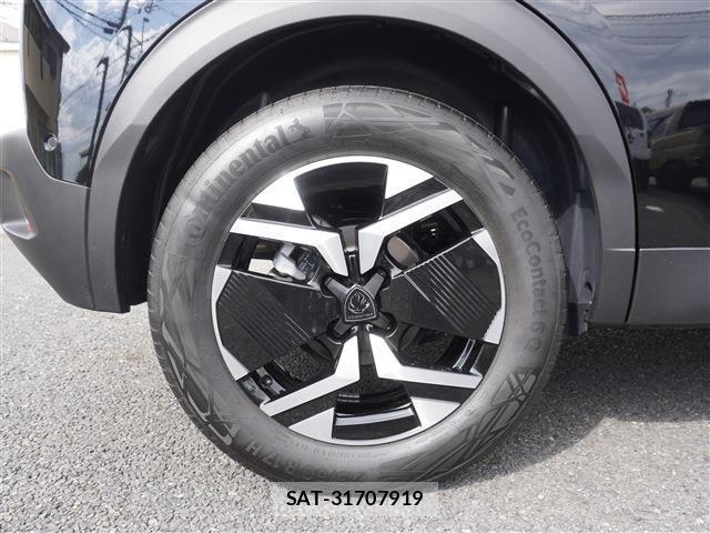 Peugeot 2008 2023-10 1303701-16