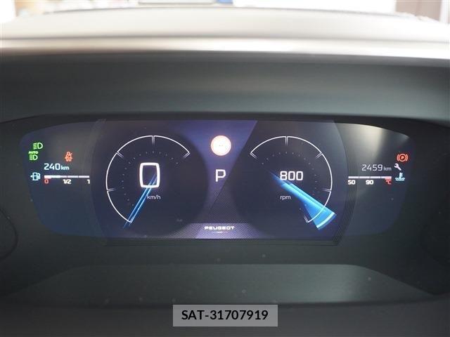 Peugeot 2008 2023-10 1303701-7
