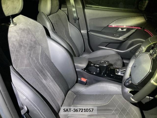 Peugeot 2008 2020-12 1322874-9