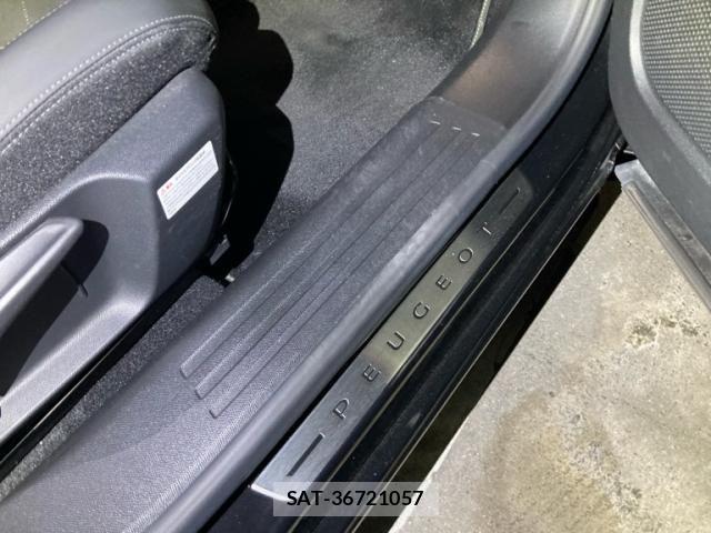 Peugeot 2008 2020-12 1322874-10