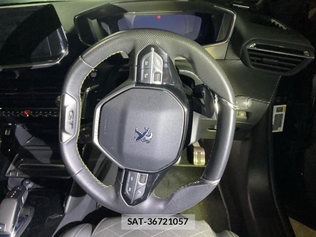 Peugeot 2008 2020-12 1322874-12