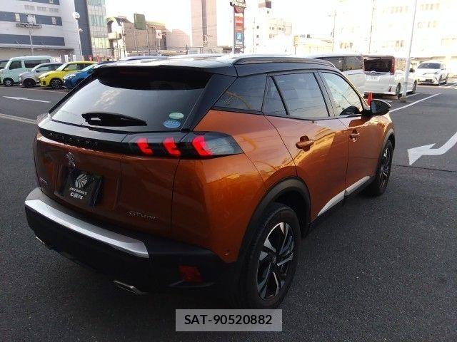 Peugeot 2008 2020-12 1586942-4
