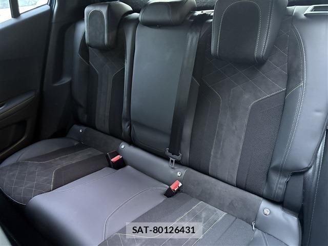 Peugeot 2008 2020-12 1694611-17