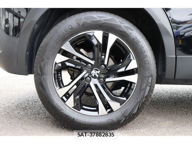 Peugeot 2008 2023-05 2673730-28