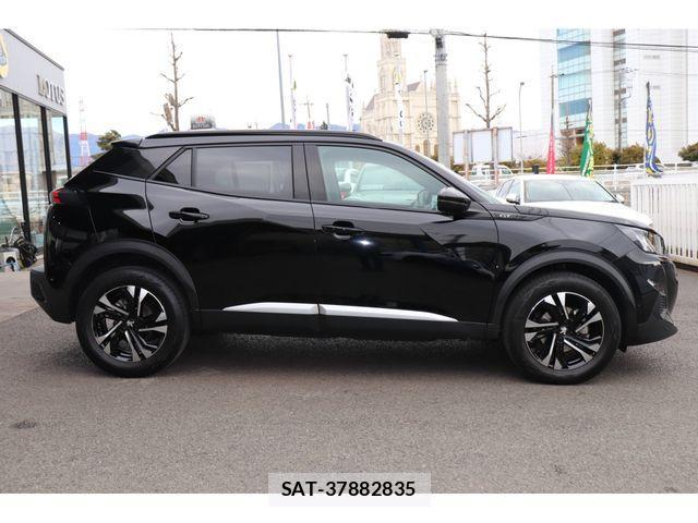 Peugeot 2008 2023-05 2673730-3
