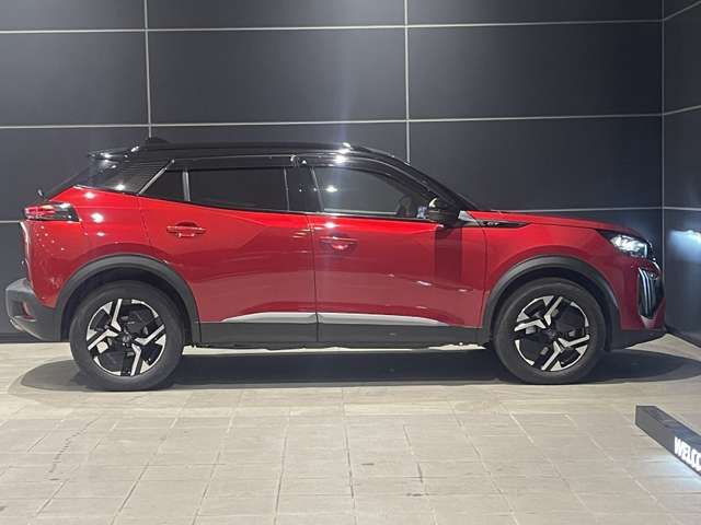 Peugeot 2008 2023-12 3679884-12